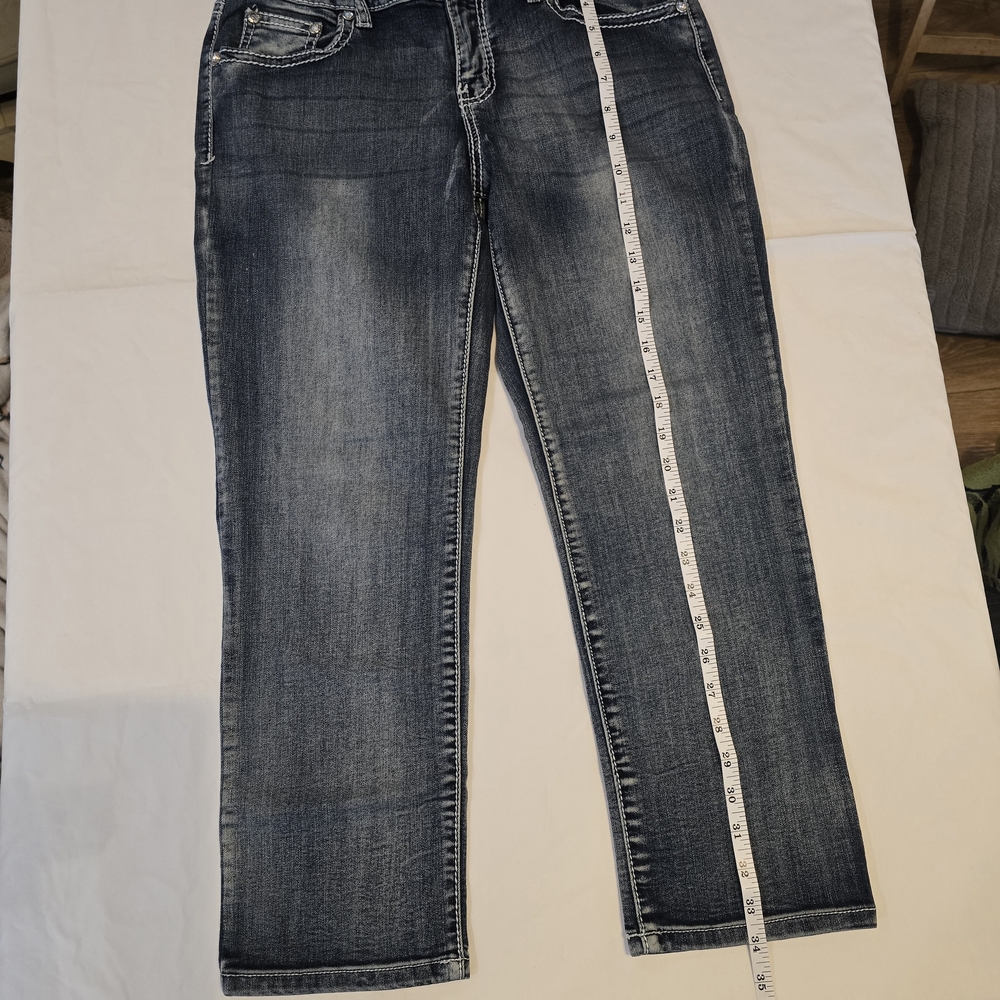 Woman's Dark Blue Washed Straight-Leg Jeans